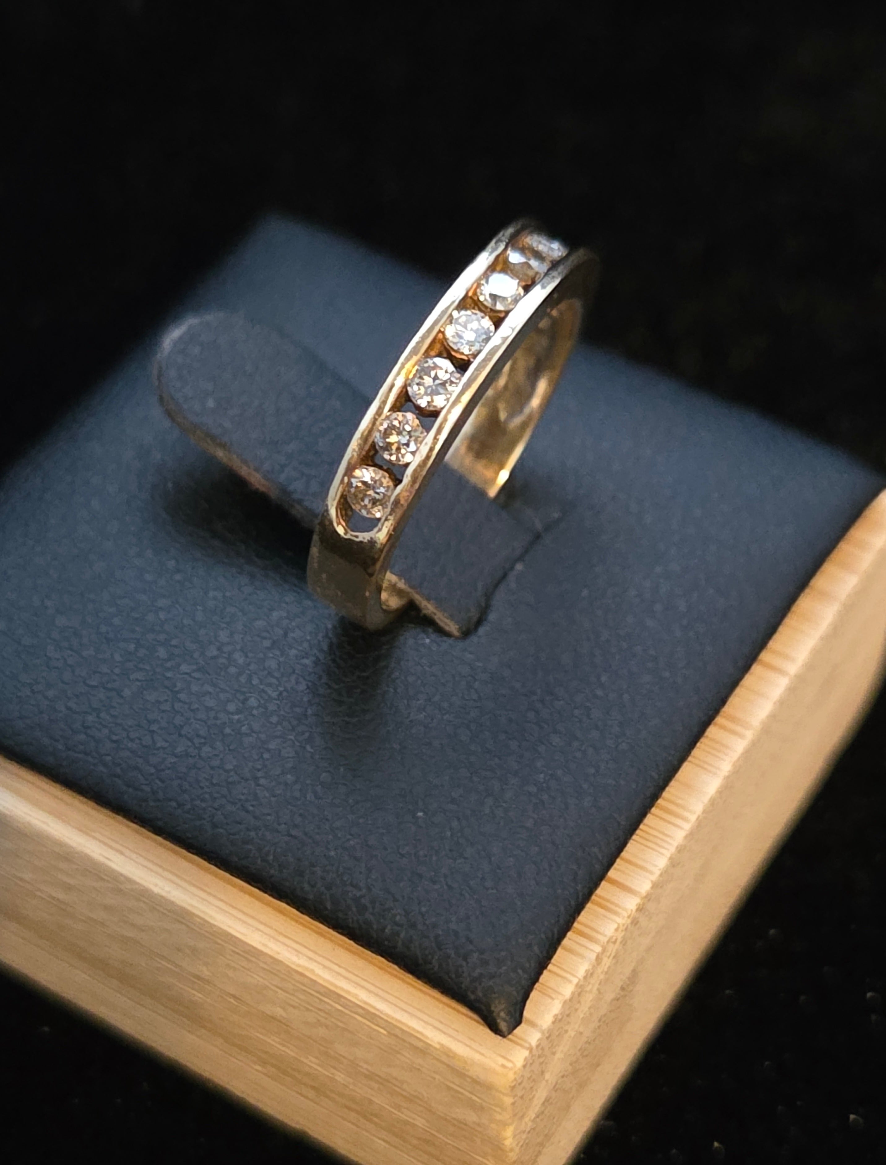 14k Yellow Gold Diamond Wedding Anniversary Band Ring