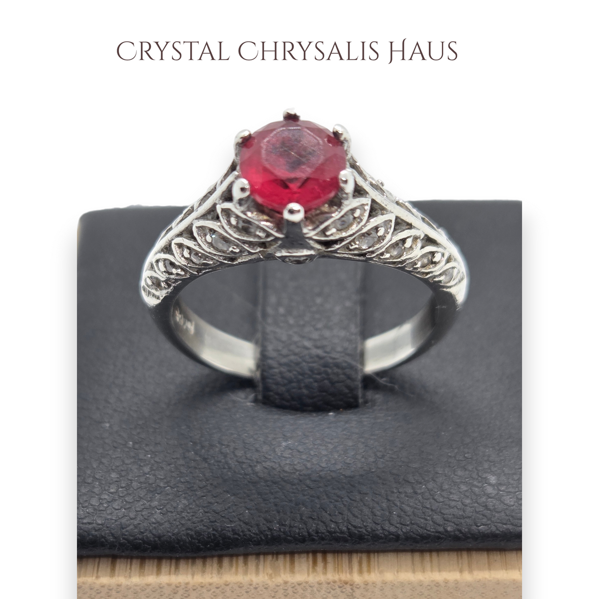 Elegant Estate Vintage Styled .925 Sterling Silver 1 Ct Red Ruby Solitaire Rhinestone Accents Ring