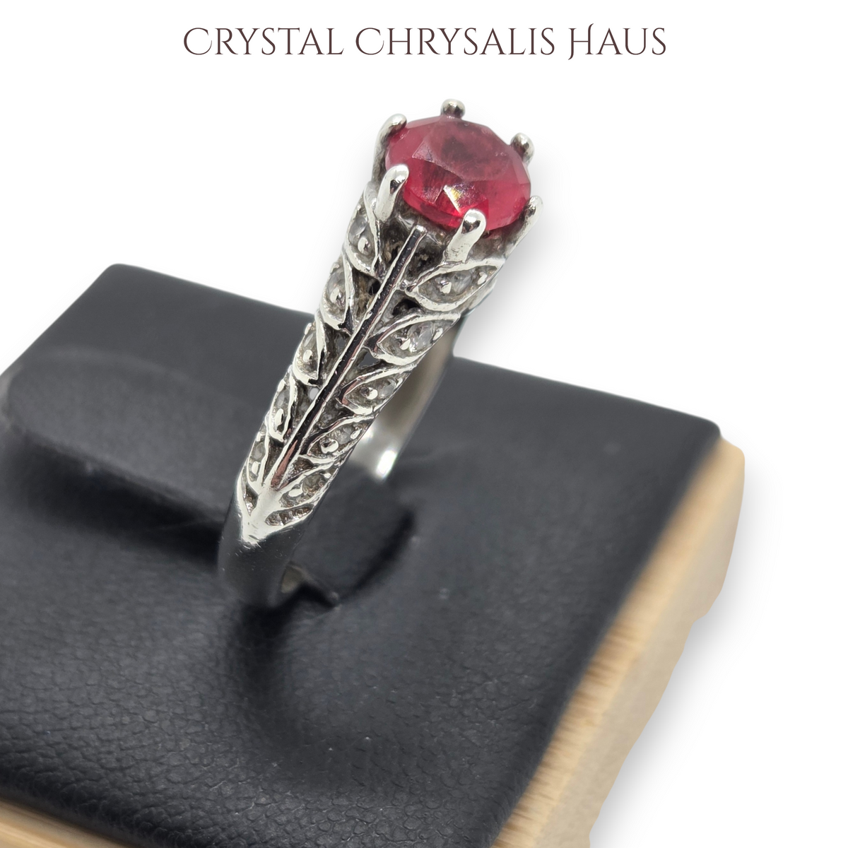 Elegant Estate Vintage Styled .925 Sterling Silver 1 Ct Red Ruby Solitaire Rhinestone Accents Ring
